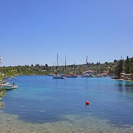 Kitrini Luxury Villa Zenempisatika