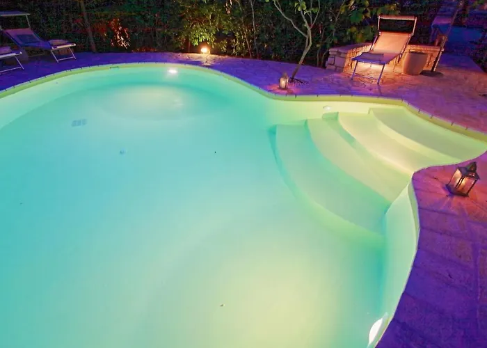 Kitrini Luxury * Zenempisatika