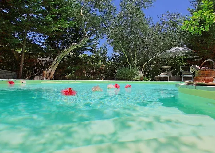 Kitrini Luxury Villa Zenempisatika