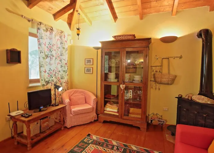Kitrini Luxury Villa *
